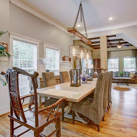 Sleeps16, Spacious Home, Close To Downtown, Beltline, And Walk To Restaurants, 75" Tv, 2 Person Jacuzzi, Ping Pong Atlanta Exterior foto