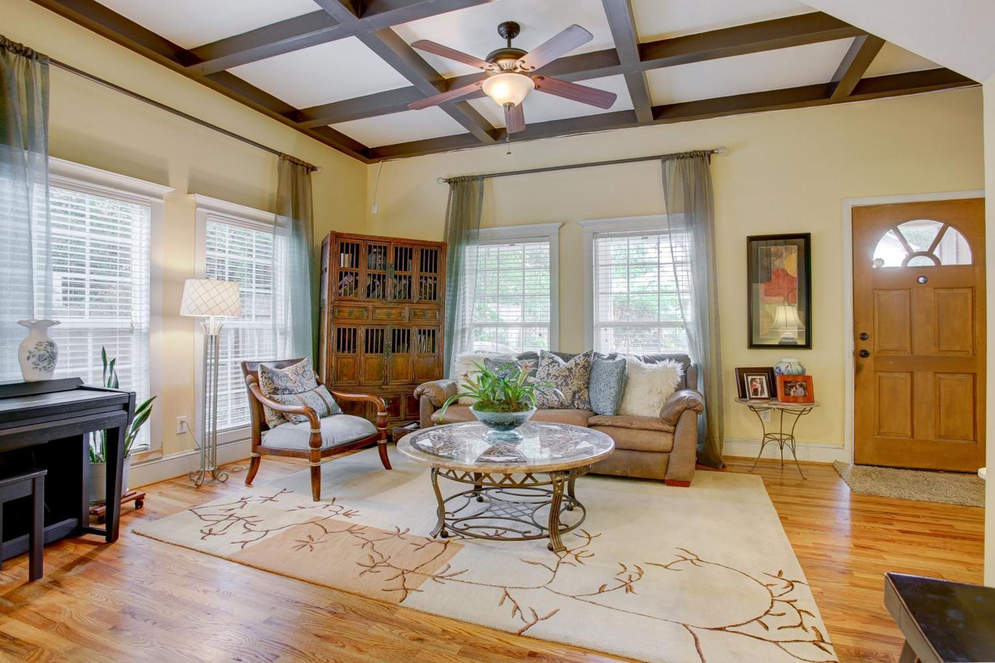 Sleeps16, Spacious Home, Close To Downtown, Beltline, And Walk To Restaurants, 75" Tv, 2 Person Jacuzzi, Ping Pong Atlanta Exterior foto
